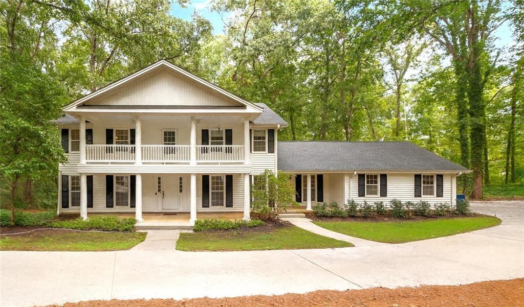 739 Lauren Cir., Lawrenceville, GA 30043