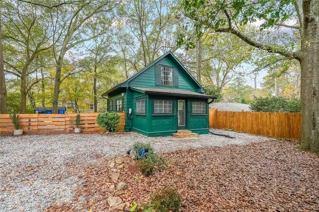 478 Club House Dr., Decatur, GA 30083