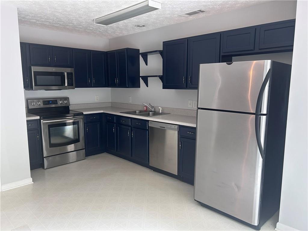 5425 Village Green Sq., Norcross, GA 30093