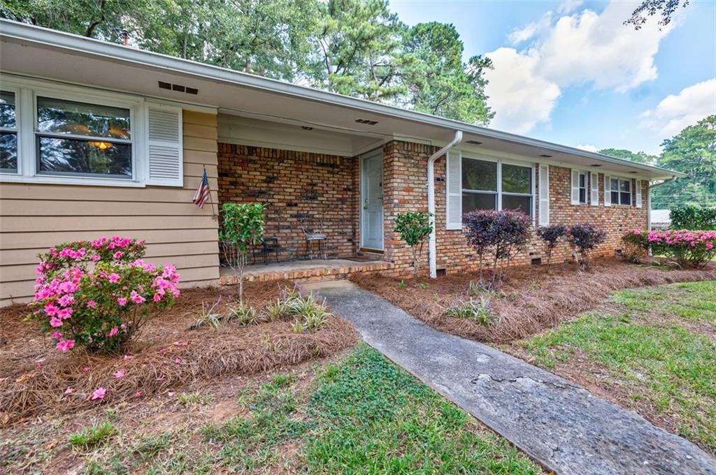 3690 Herren Dr., Smyrna, GA 30082