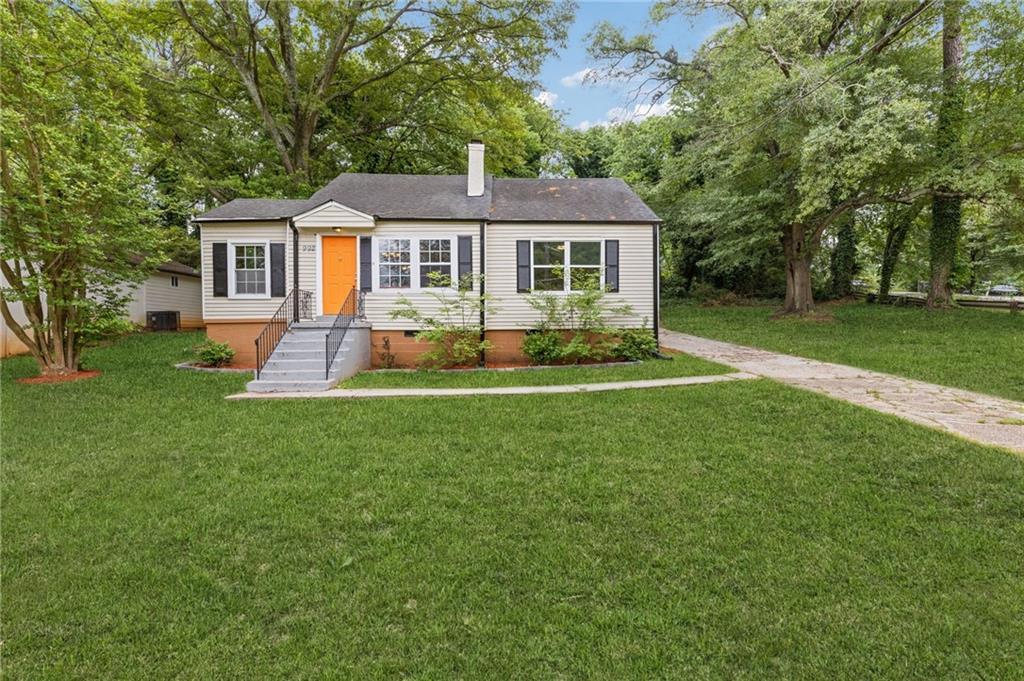 992 Estes Dr., Atlanta, GA 30310