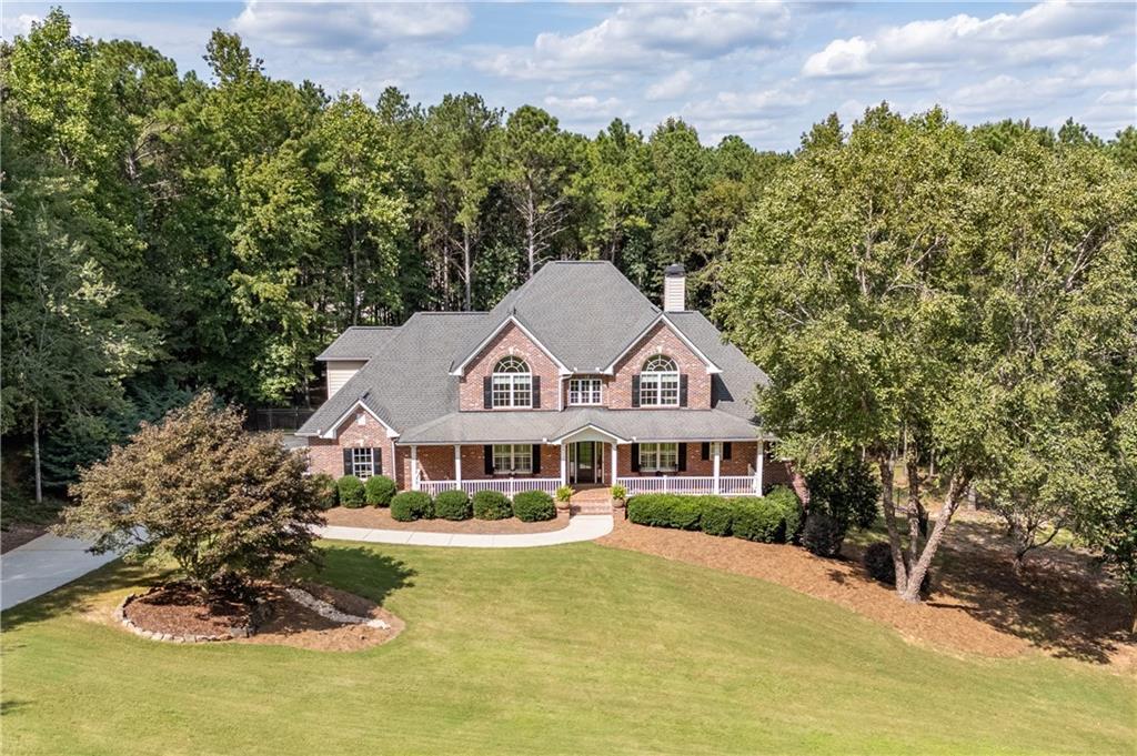 503 Antrim Glen Dr., Hoschton, GA 30548
