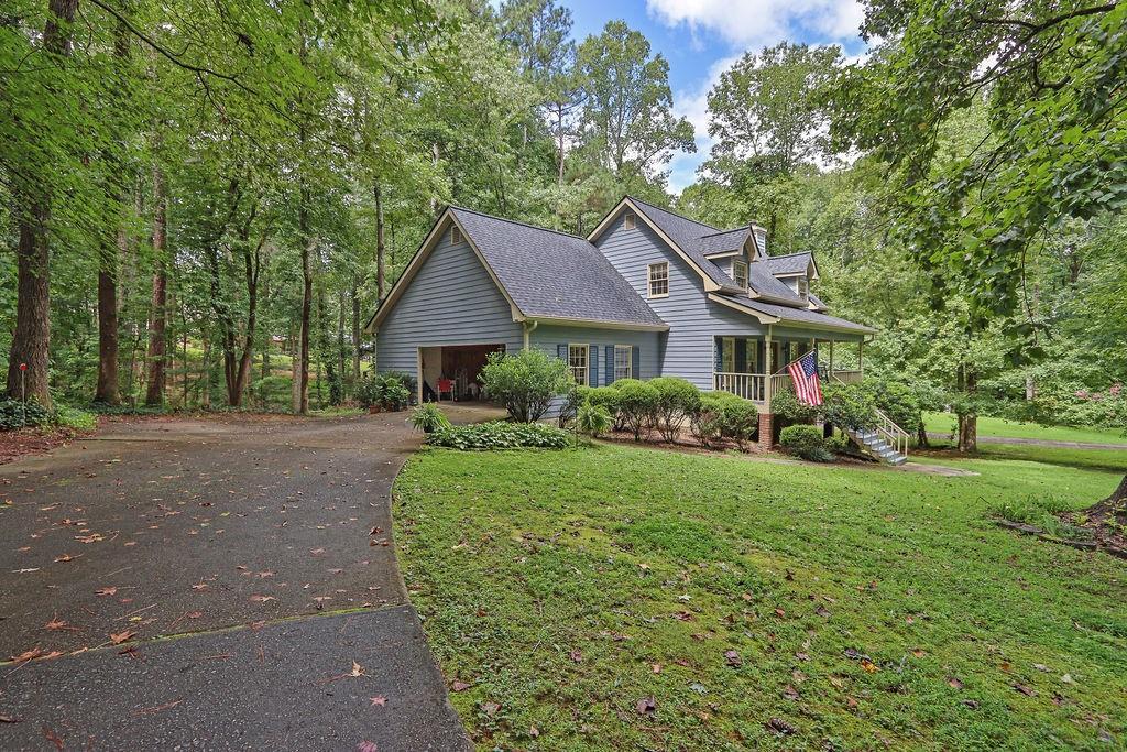5127 Jay Creek Rd., Oakwood, GA 30566