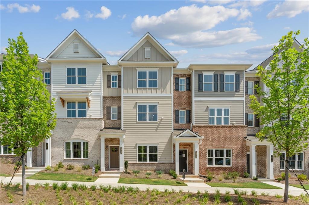1983 Deco Dr., Kennesaw, GA 30144