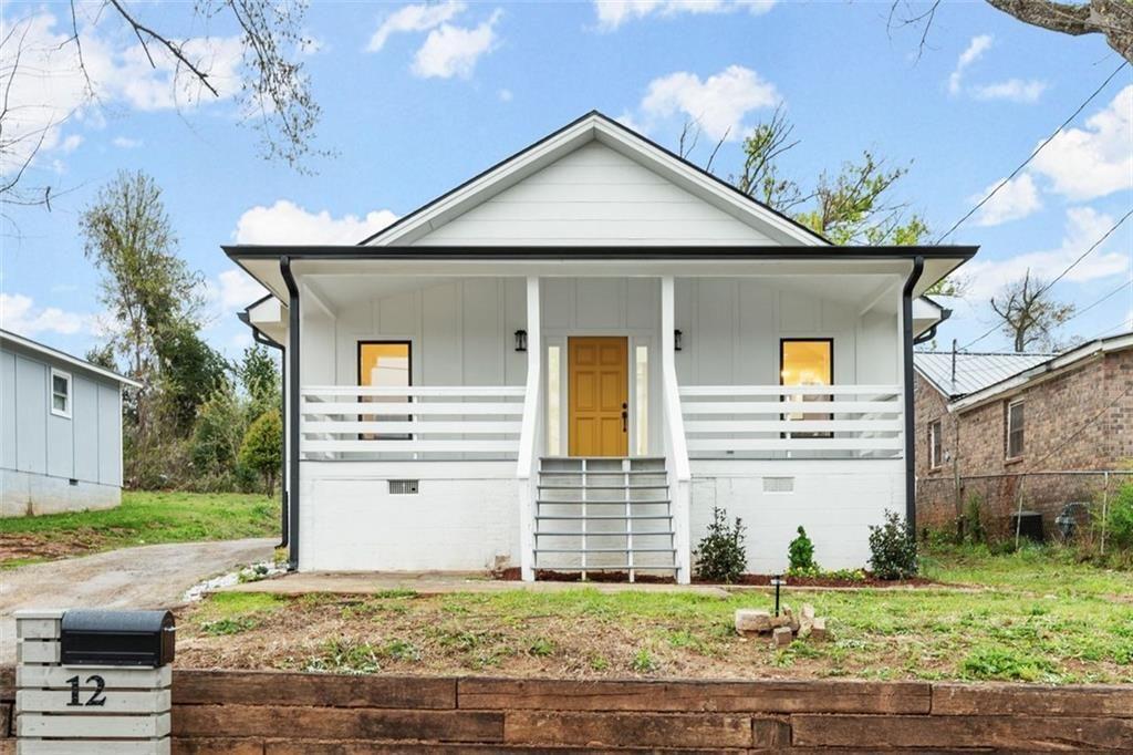 12 Burch Ave., Newnan, GA 30263