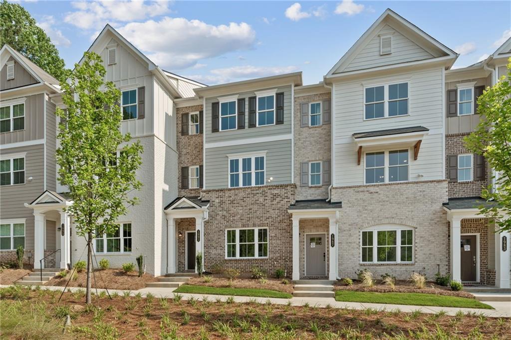 1991 Deco Dr., Kennesaw, GA 30144