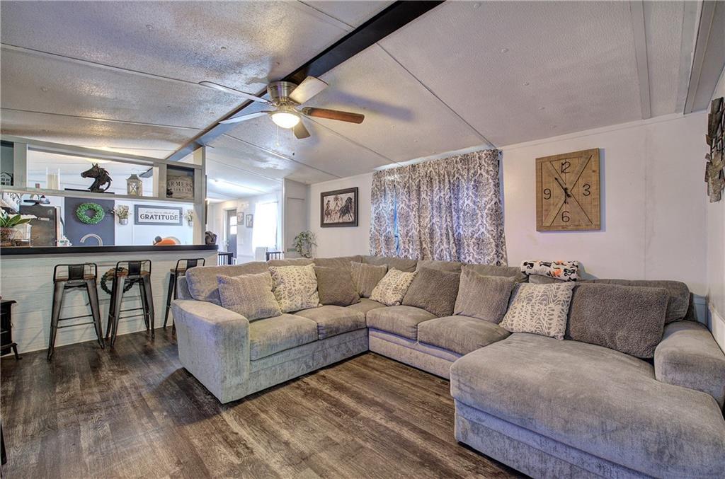 676 Flowery Branch Rd., Kingston, GA 30145