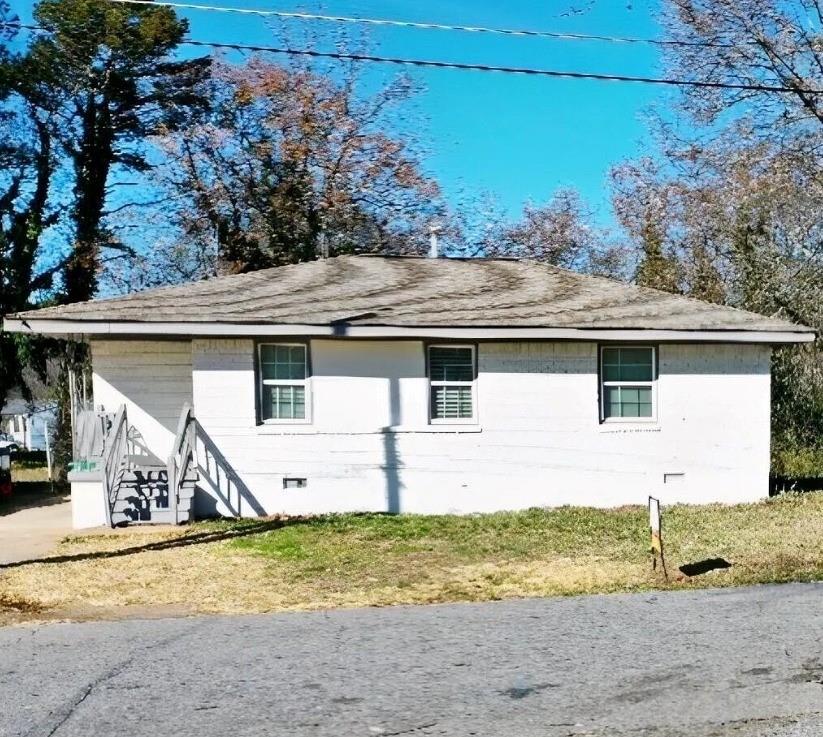 372 Second St., Forest Park, GA 30297