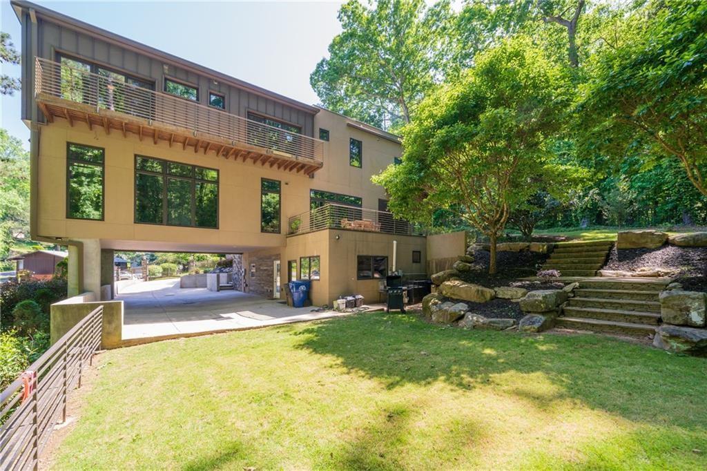 643 Larchmont Cir., Atlanta, GA 30318