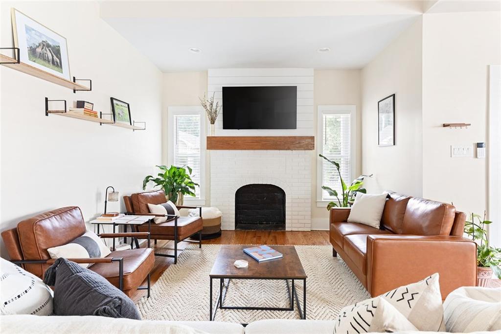 1071 White Oak Ave., Atlanta, GA 30310