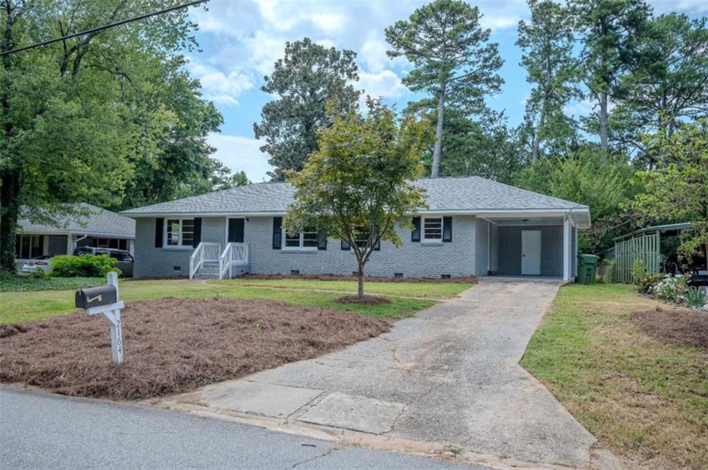 2164 Pawnee Dr., Marietta, GA 30067