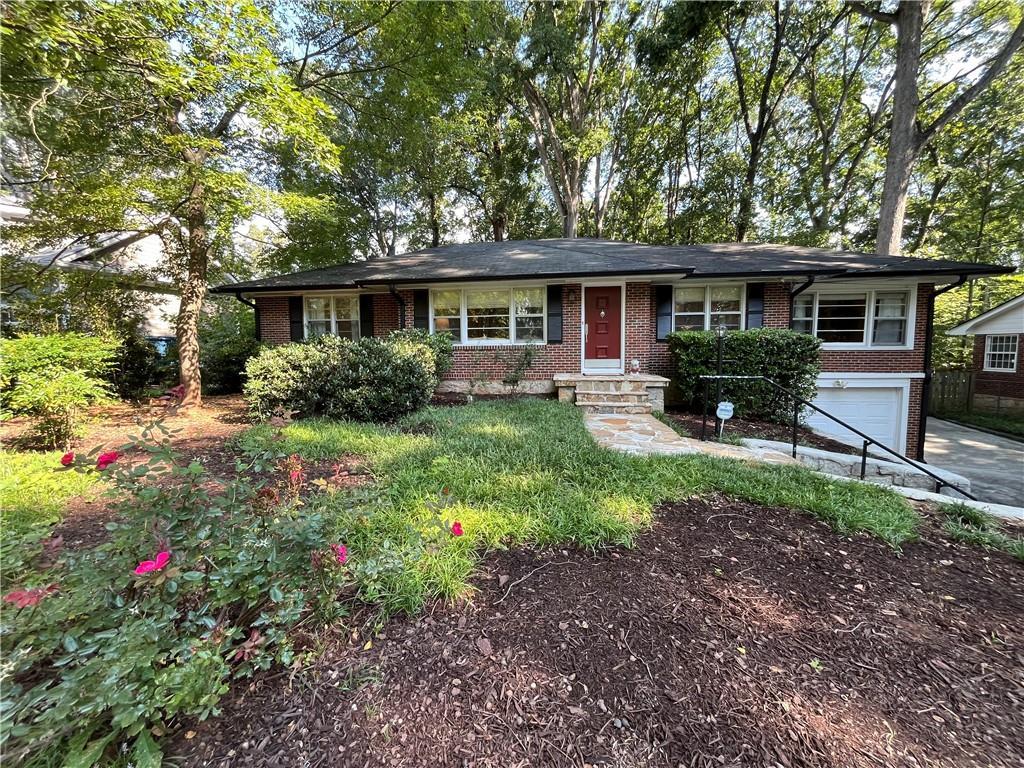 2166 Leafmore Dr., Atlanta, GA 30033