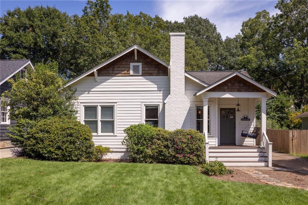 979 Hall Pl., Atlanta, GA 30318