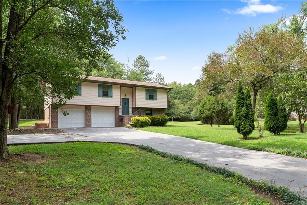 21 Murphy Ln., Adairsville, GA 30103