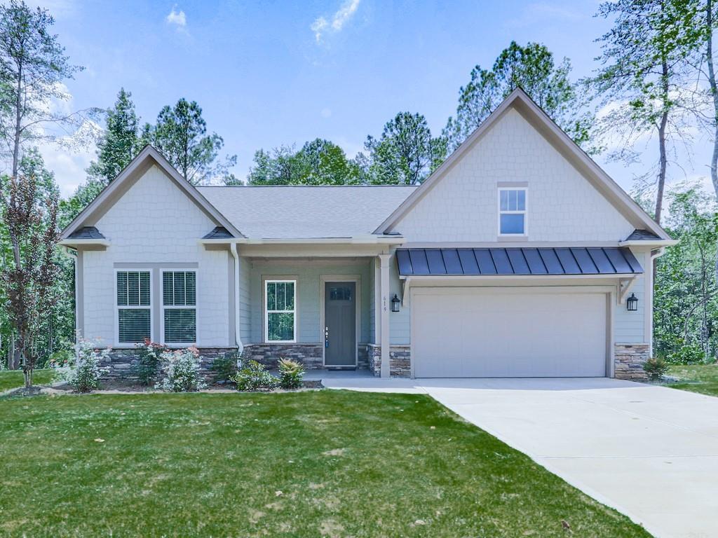 619 Linger Longer Dr., Ellijay, GA 30540