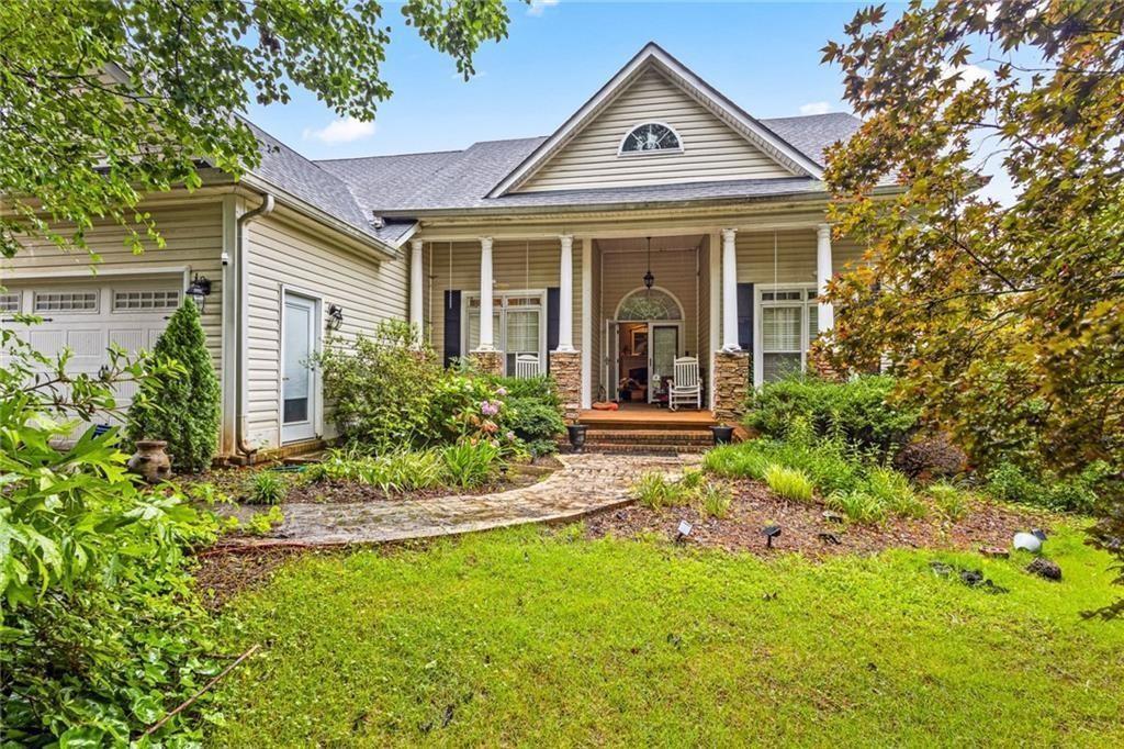 130 Shadow Lake Tr., Newnan, GA 30265