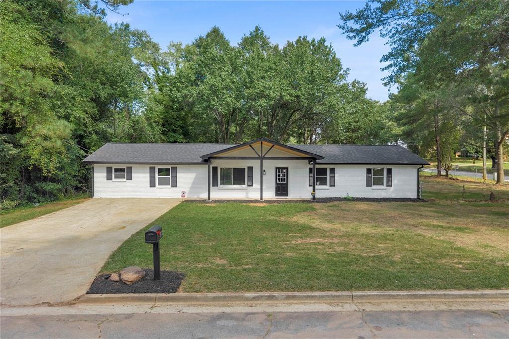 3800 Skidmore Dr., Decatur, GA 30034