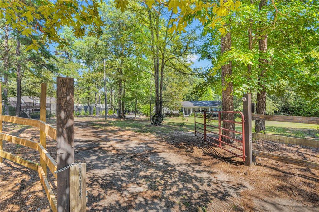 1131 Parks Mill Ln., Buckhead, GA 30625