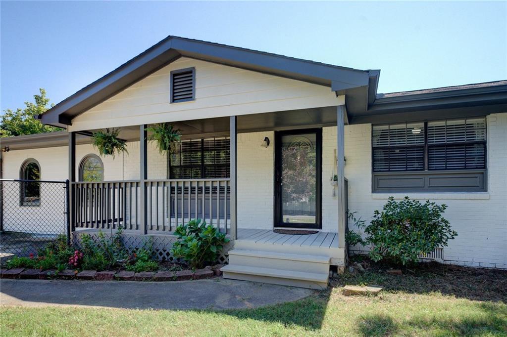 311 Bay Creek Rd., Loganville, GA 30052
