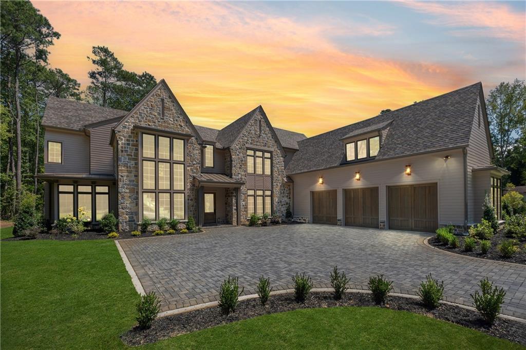 225 Maison Ct, Roswell, GA 30076