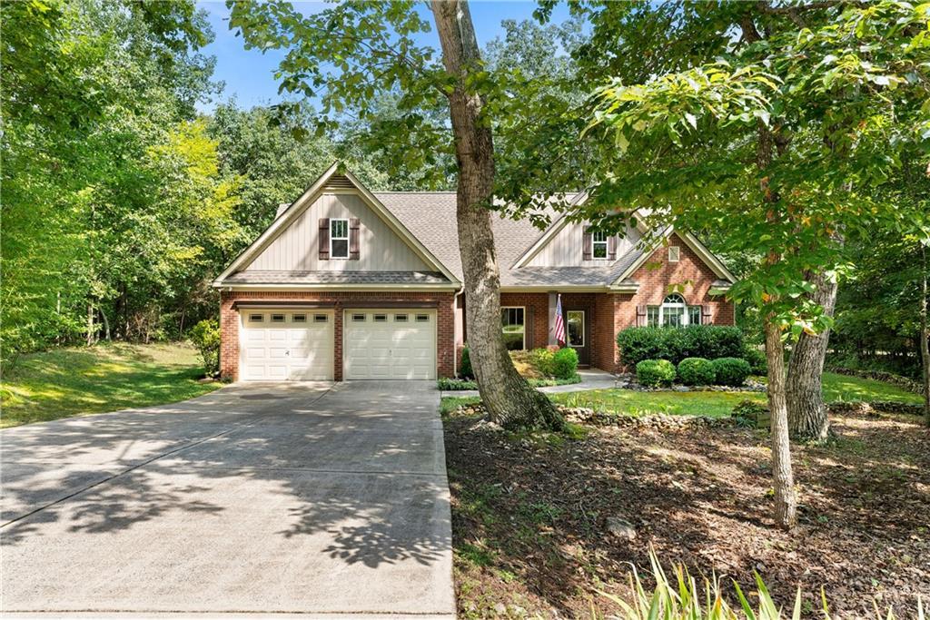 28 Murray Ave., Rydal, GA 30171