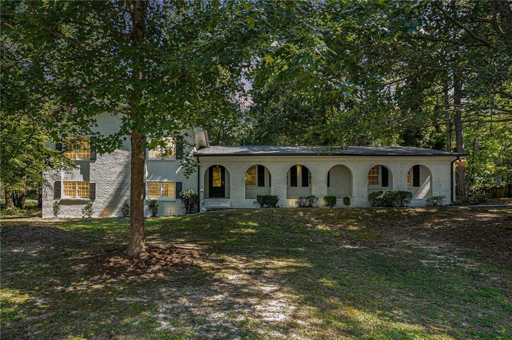 2544 Peyton Woods Tr., Atlanta, GA 30311
