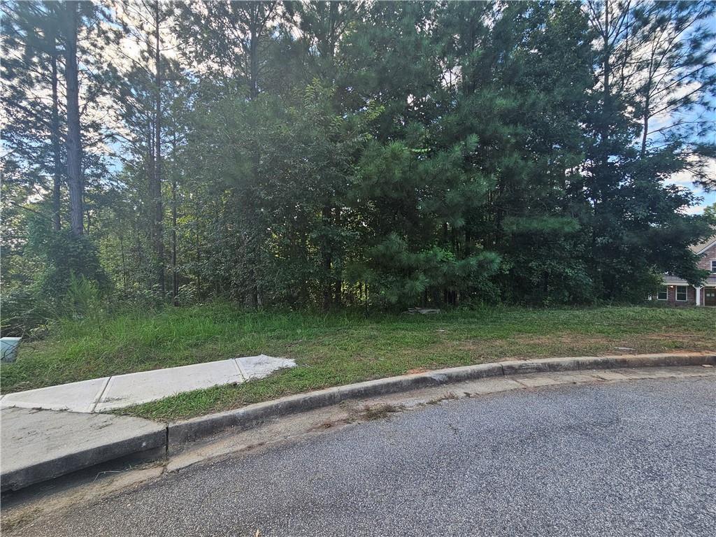 7590 Sunridge Ln., Douglasville, GA 30135