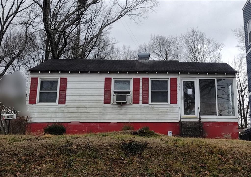 1900 Francis Ave., Atlanta, GA 30318