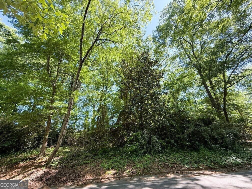 Oak Dr., Elberton, GA 30635
