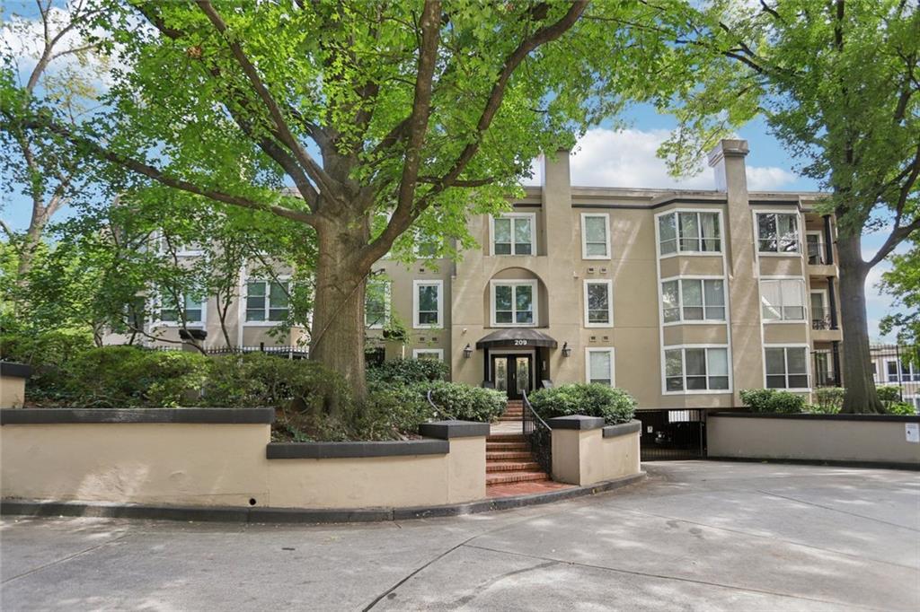 209 14th St. #105, Atlanta, GA 30309