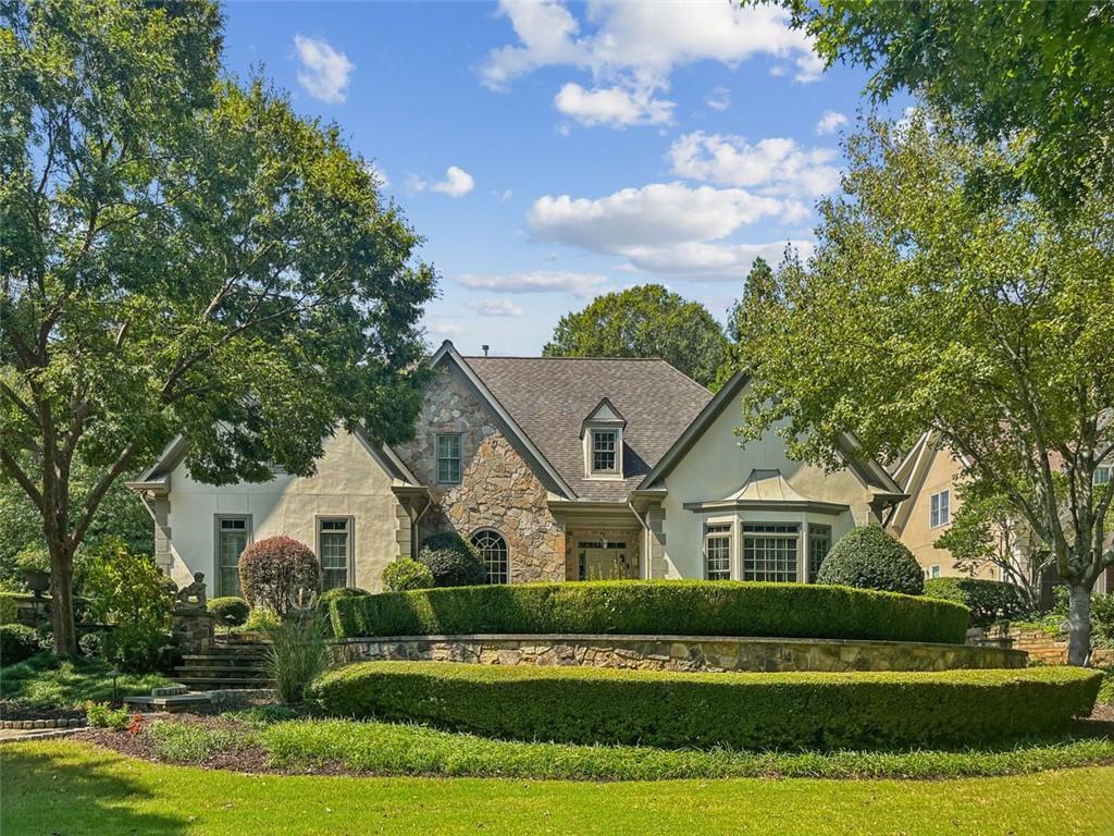 5318 Brooke Farm Dr., Dunwoody, GA 30338