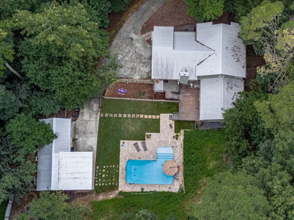 819 Victoria Pl., Woodstock, GA 30189