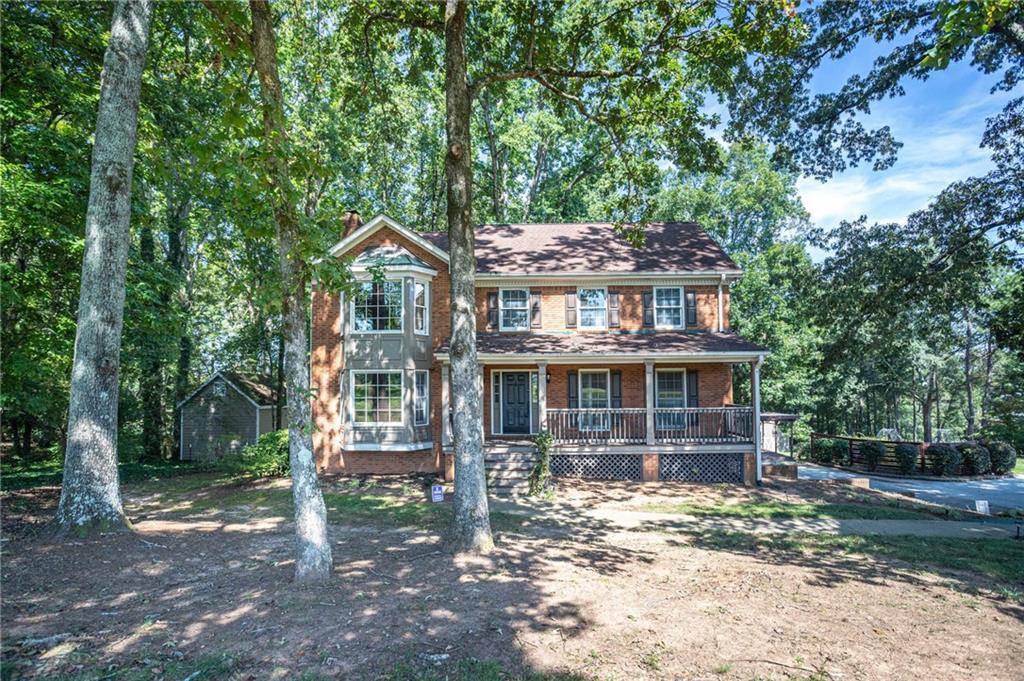 3657 Linda Dr., Loganville, GA 30052