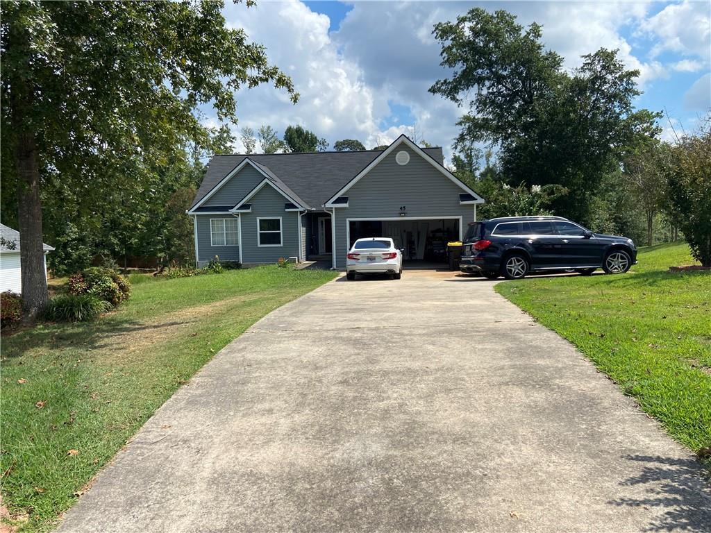 45 Woodrow Pl., Newnan, GA 30263