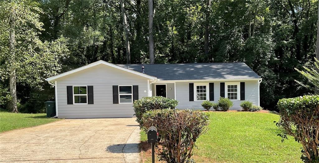 750 Stonedraw Ct., Stone Mountain, GA 30083