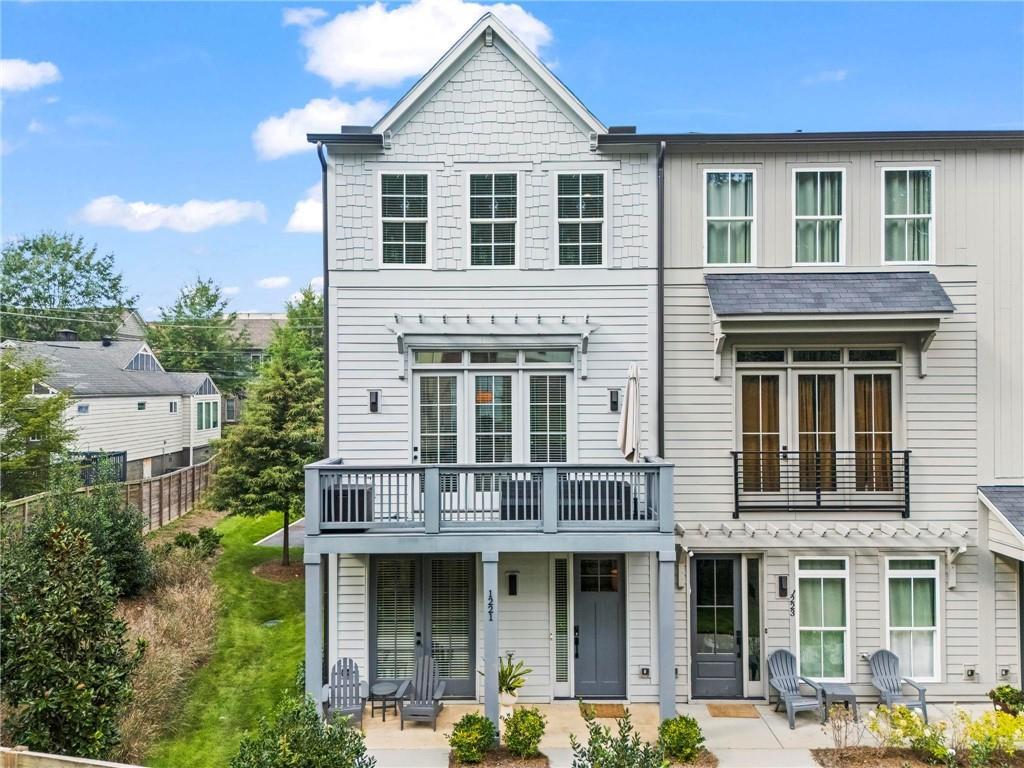 1221 Oxley Pl., Atlanta, GA 30307