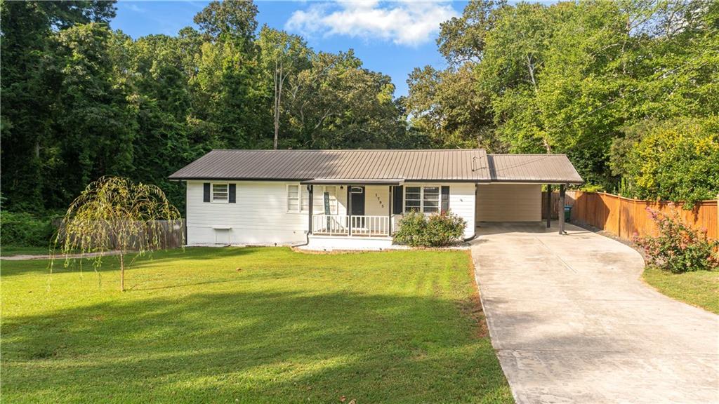1795 Elmwood Cir., Snellville, GA 30078