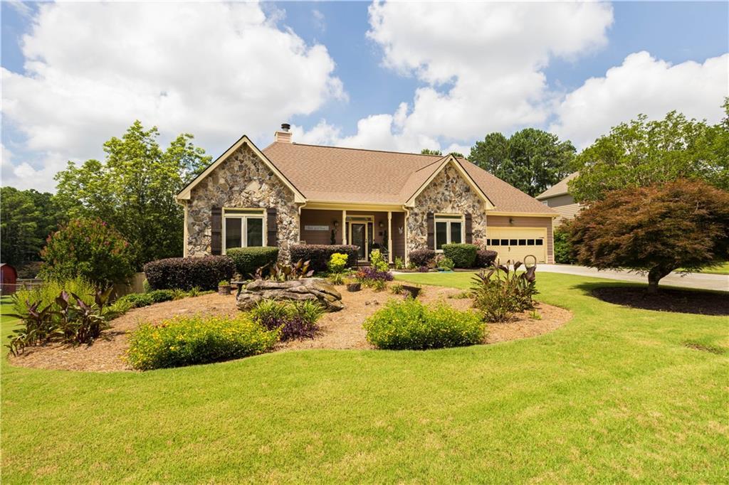 3785 Glen Ian Dr., Loganville, GA 30052