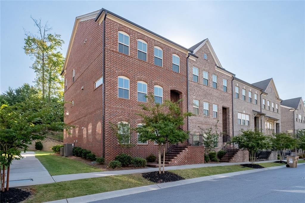 3715 Via Nuova Ln., Suwanee, GA 30024