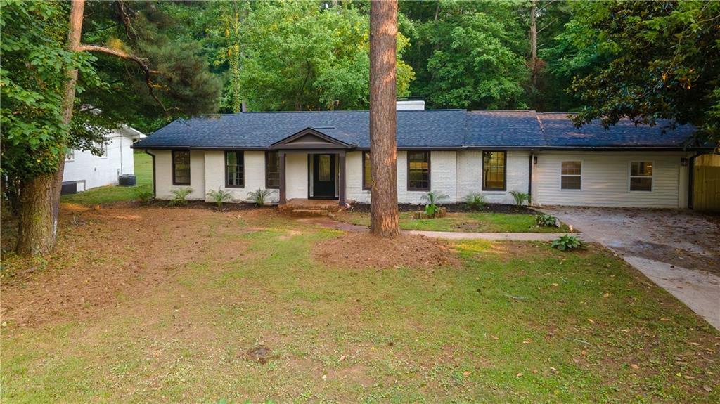 3790 Village Dr., Atlanta, GA 30331