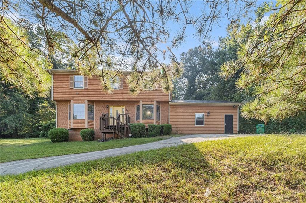 3814 Raiders Ridge Dr., Lithonia, GA 30038