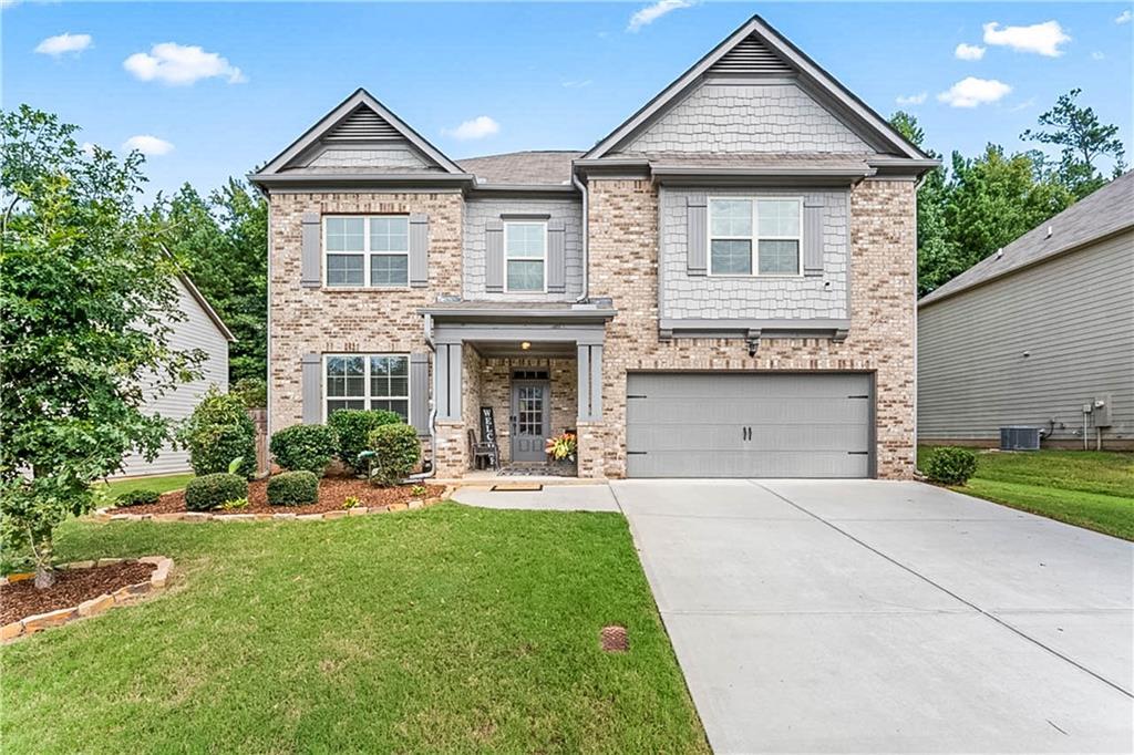 533 Wolf Pack Ln., South Fulton, GA 30349