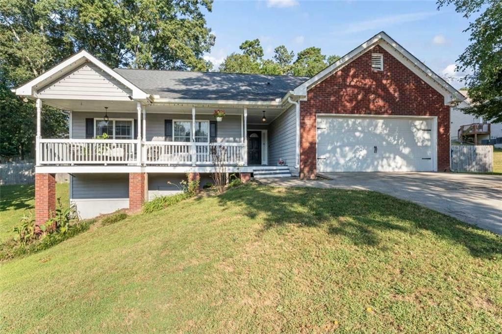 1288 Fly Rod Ln., Loganville, GA 30052