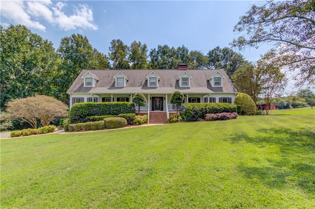 1052 Diamond Hill Rd., Gillsville, GA 30543