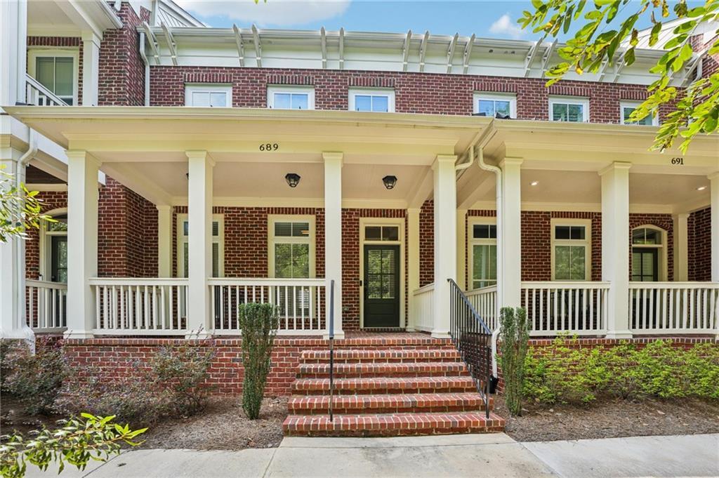 689 Brennan Dr., Decatur, GA 30033