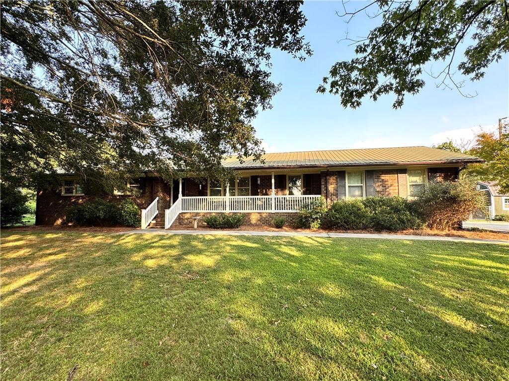 700 Henderson Bend Rd., Calhoun, GA 30701