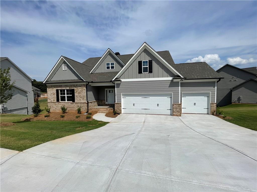 120 Cherokee Rose Ln., Hoschton, GA 30548