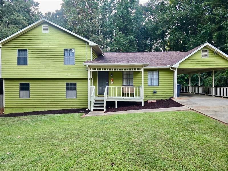1372 Sir Knights Way, Lawrenceville, GA 30045
