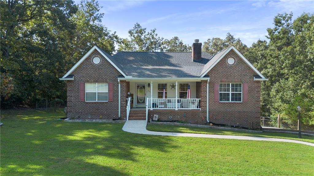 201 Van Dell Dr., Rock Spring, GA 30739