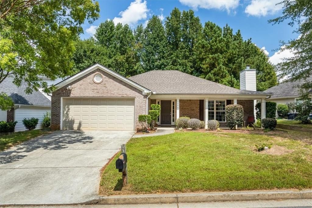 5945 Raventree Ct., Atlanta, GA 30349
